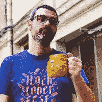 Picture of Laurent Victorino holding a mug.